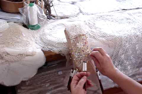 Gozo lace